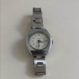 Vintage OVALE WATCH 17 RUBIS ANTICHOC